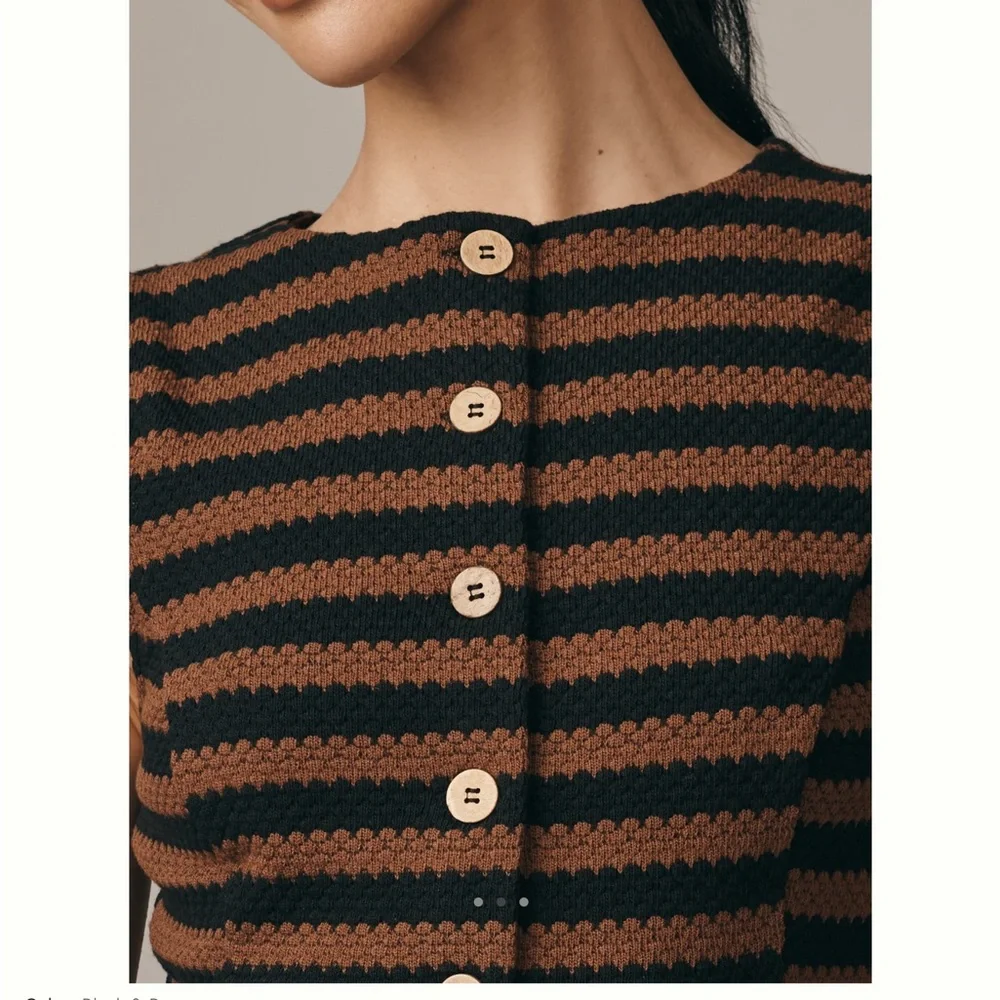Anthropologie
Maeve
Striped Sleeveless Button-Up Knit top - Picture 3 of 3